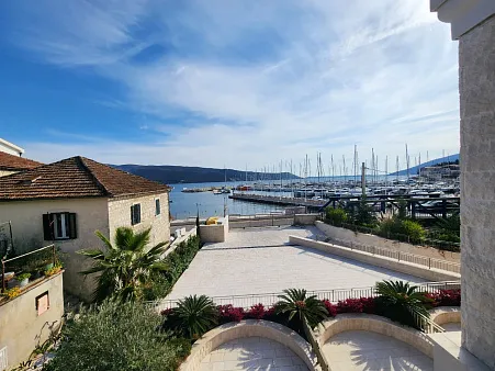 52 m² apartment with 1 bedroom and panoramic sea view